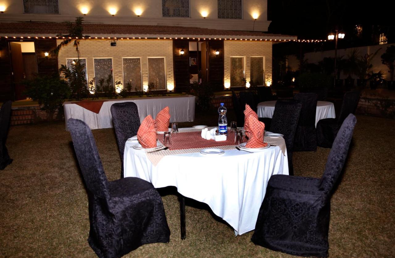 Ambassador Suites & Hotel Islamabad Eksteriør bilde